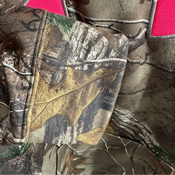 Under Armour Realtree Xtra camo/pink hoodie sweatshirt, size 2XL - Picture 3 of 16